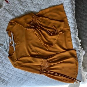 Chiffon material yellow billow sleeves shirt